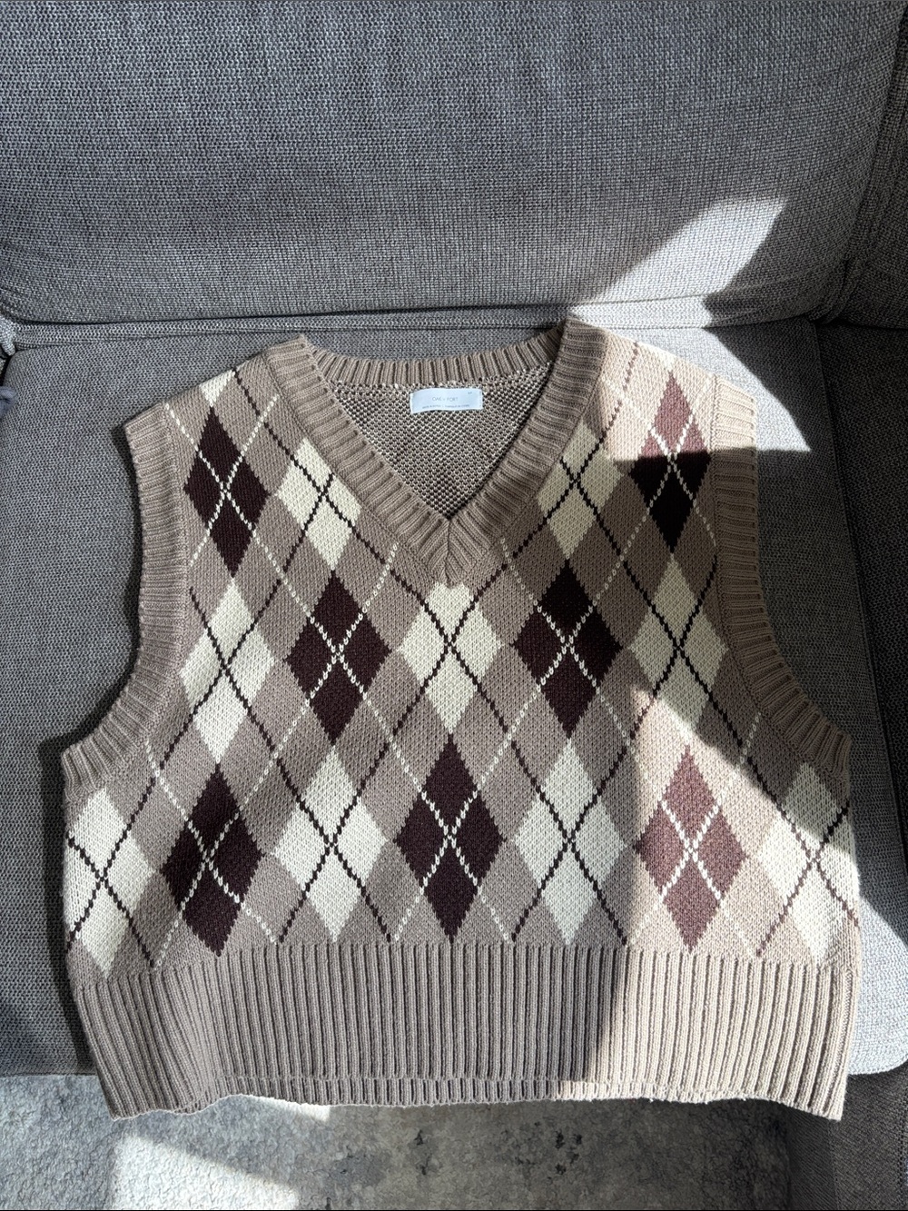 OAK + FORT Argyle V-Neck Sweater Vest